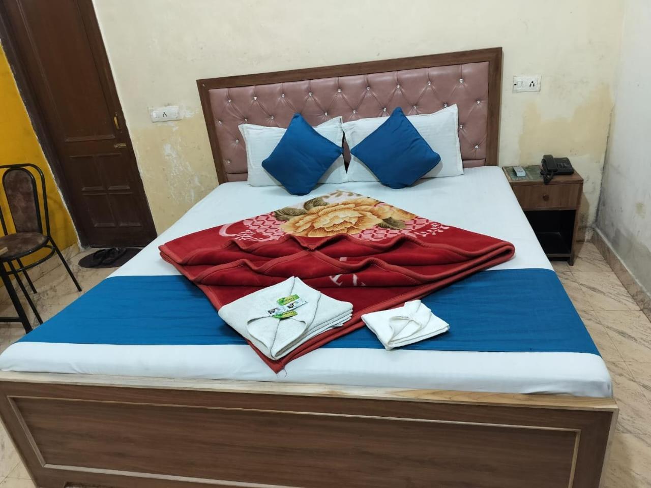 Hotel Holiday Inn Paradise Chandīgarh Exterior foto
