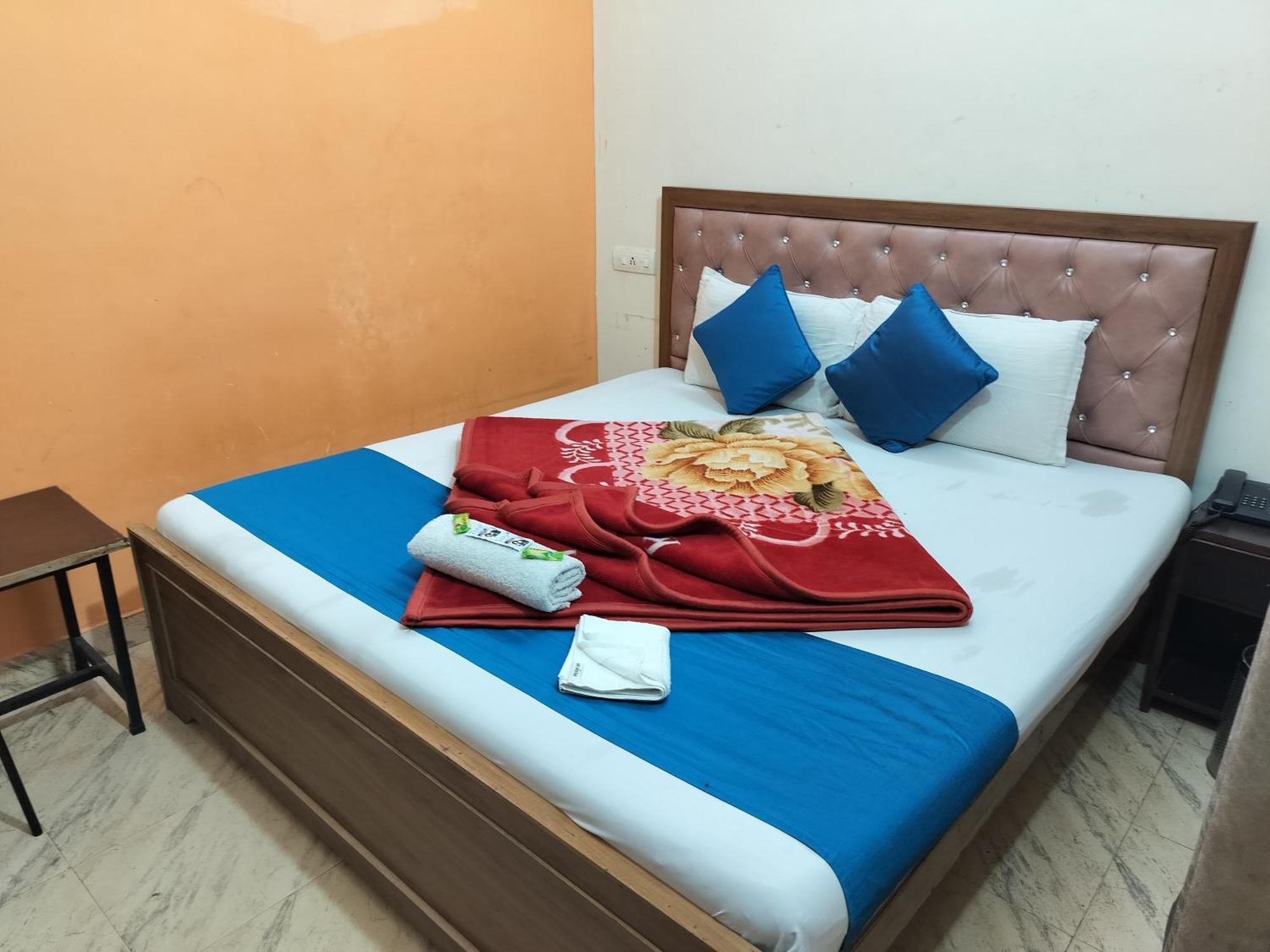 Hotel Holiday Inn Paradise Chandīgarh Exterior foto